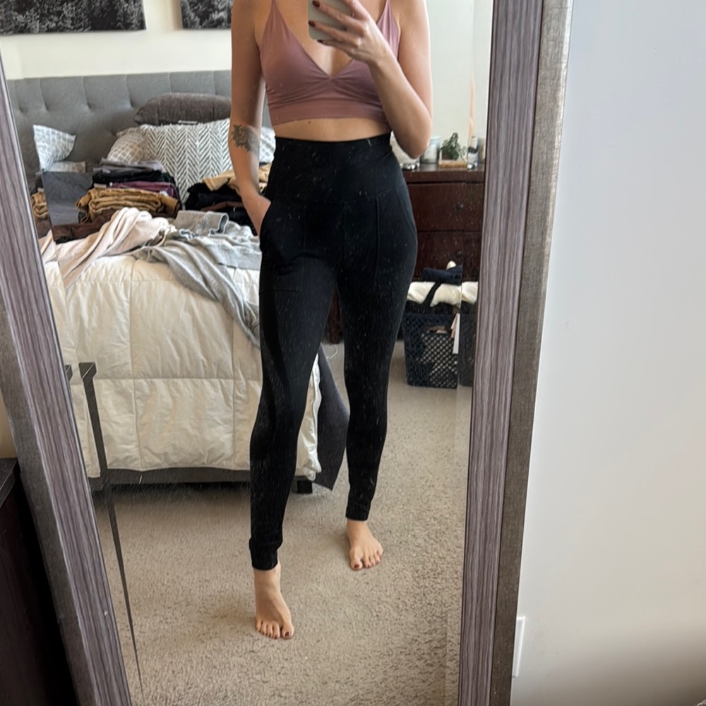 Stylish Black High-Waisted Leggings